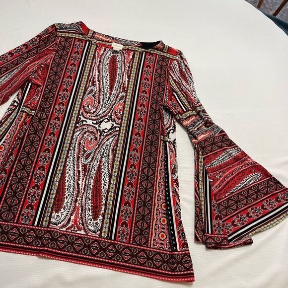 Chicos Boho Paisley Stretch Orange Red Bell Sleeve Blouse Top Size 2 US Large - Picture 1 of 11